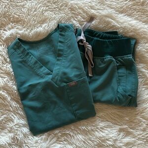 Figs Scrubs - Hydrogreen